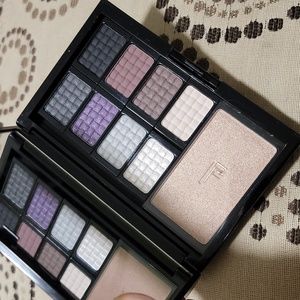 Doucce Cosmetics Freematic Eyeshadow Pro Palette